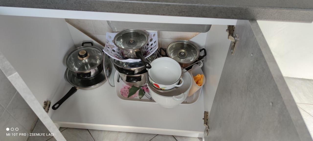 Appartamento Hodosi Apartman Veľký Meder Esterno foto